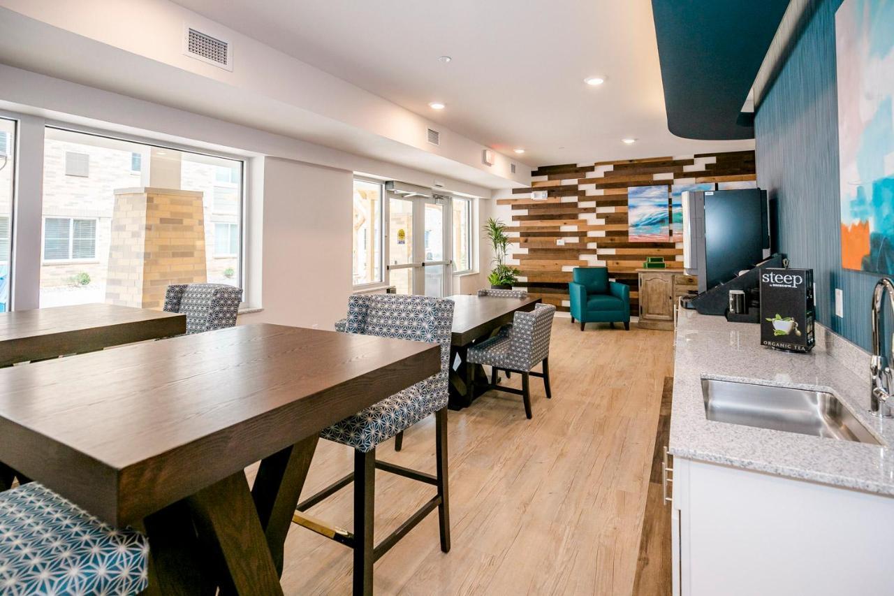 Hotel Waterwalk Extended By Wyndham Kansas - Overland Pk Overland Park